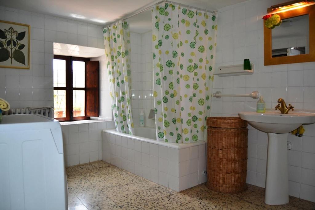 Апартаменты Casa Elpatiodelmaestrazgo Villarroya de los Pinares Номер фото