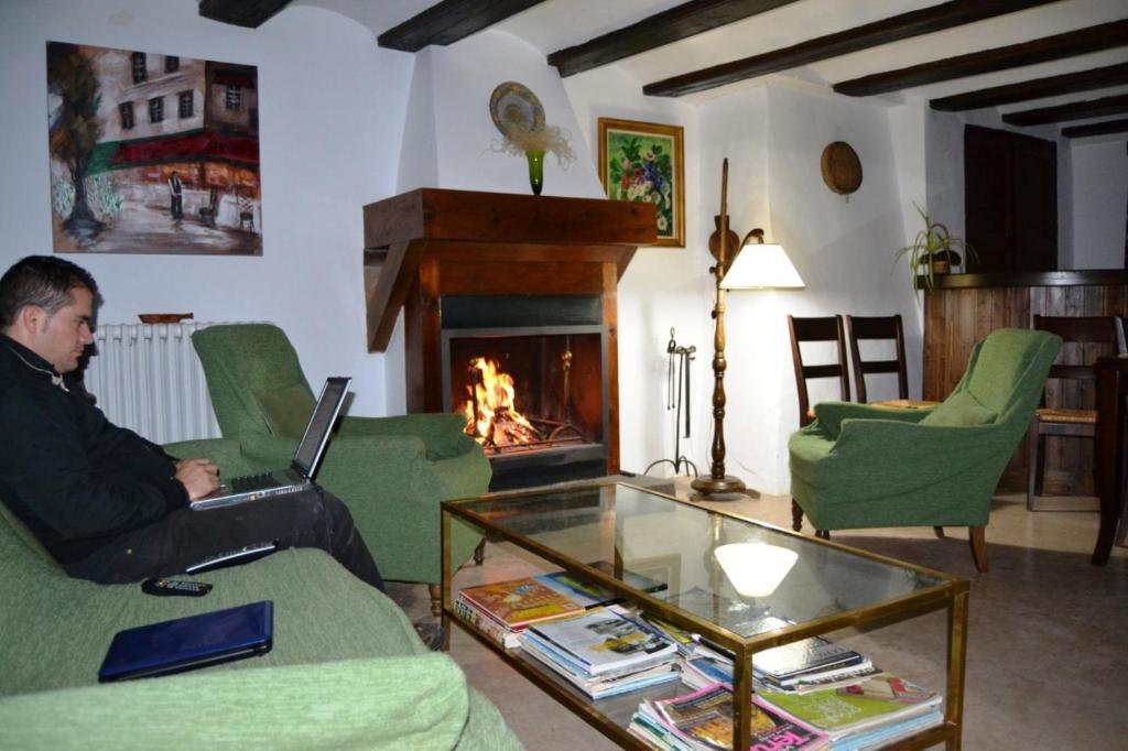 Апартаменты Casa Elpatiodelmaestrazgo Villarroya de los Pinares Номер фото